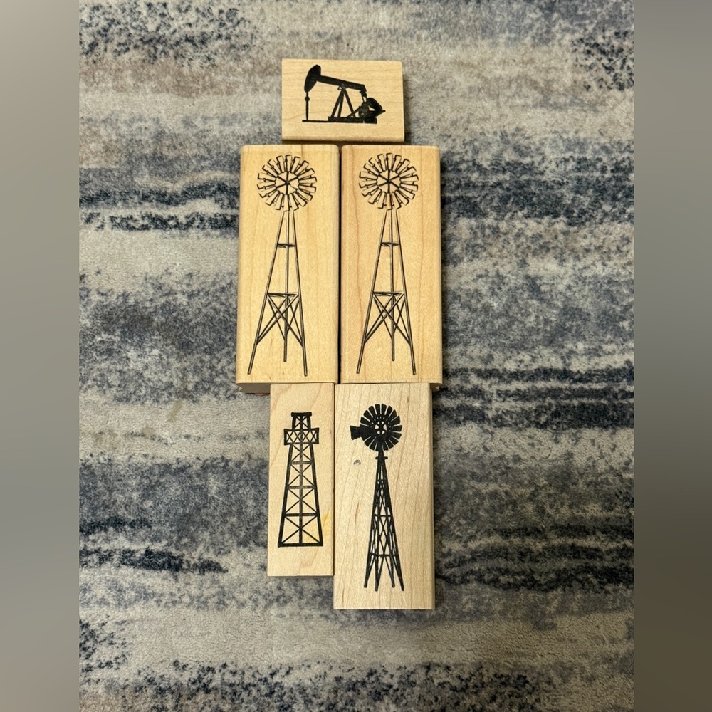 Windmill & Oil Derrick Set